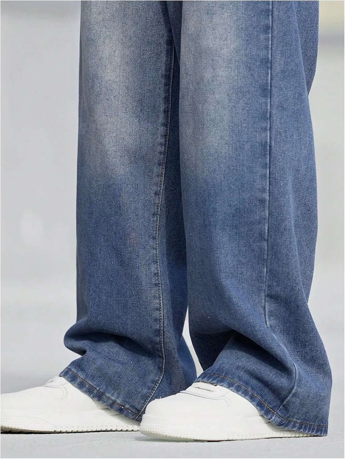 Verdusa Men's Wide Leg Denim Pants Casual Loose Fit Long Jeans with Pockets