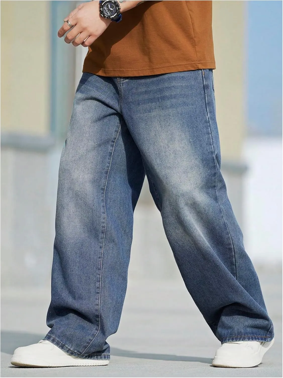 Verdusa Men's Wide Leg Denim Pants Casual Loose Fit Long Jeans with Pockets