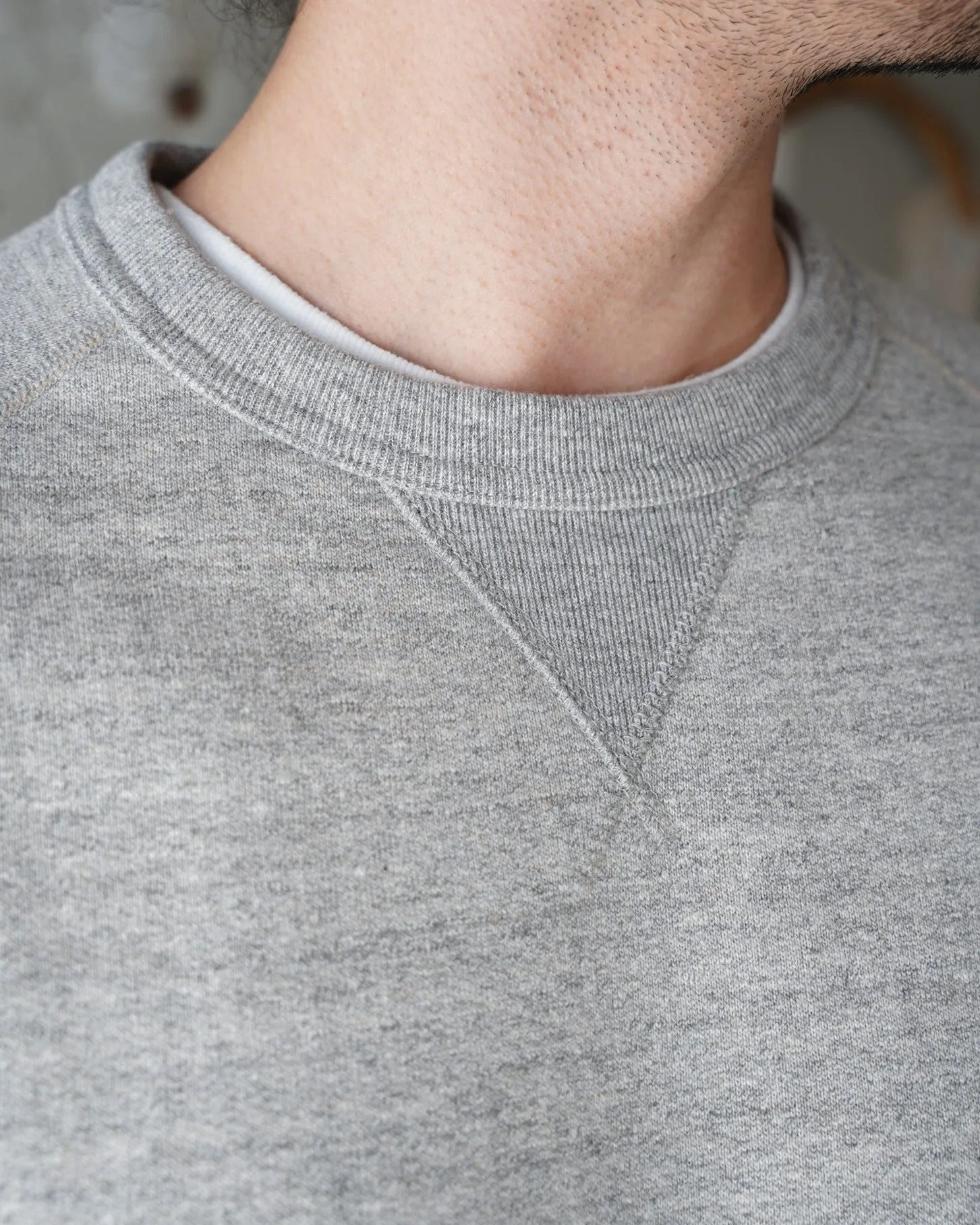 Wonder Looper Fleeced Foxfibre® Pullover Crew Neck - Heather Grey