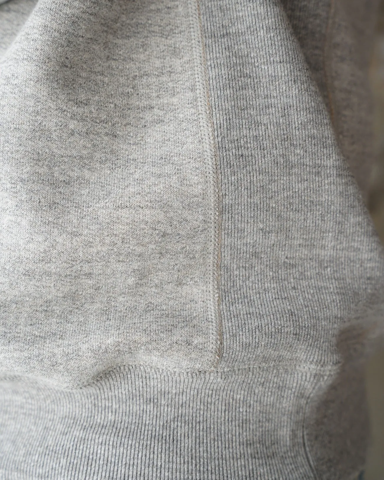 Wonder Looper Fleeced Foxfibre® Pullover Crew Neck - Heather Grey